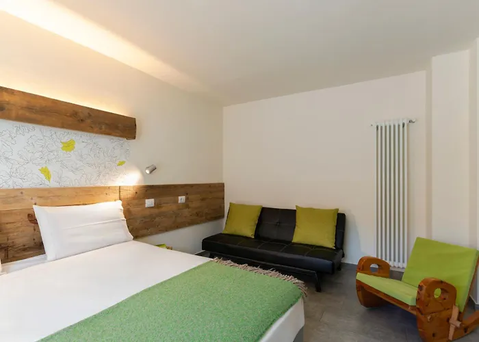 Hirondelle Vegana 3* Αόστα