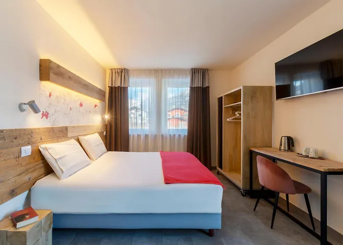 Hirondelle Vegana Ξενοδοχείο Αόστα